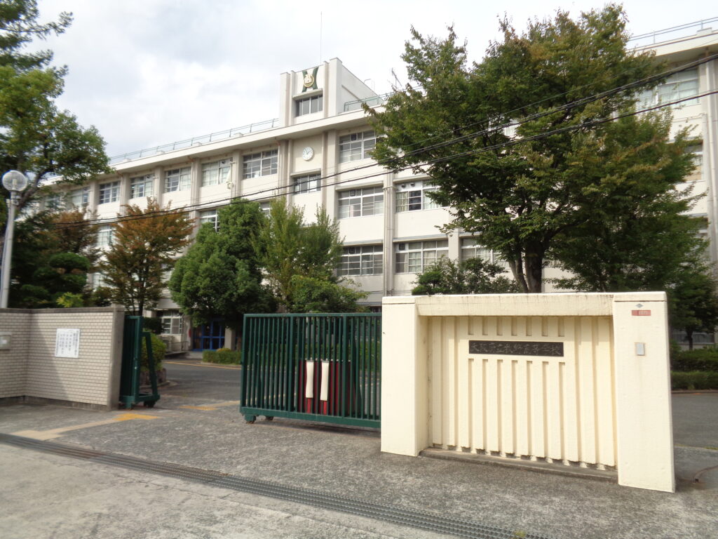 高校学校訪問
大阪府立牧野高等学校